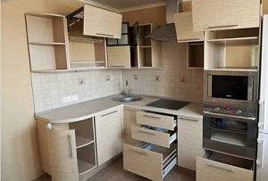 Складання кухонних меблів на дому в Стрию